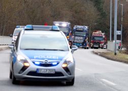 Ueber Zehn Kilometer Protestlawine Waelzte Sich Durch Jena 30